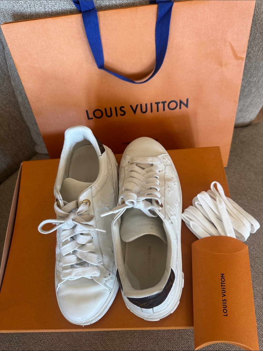 Louis Vuitton White Leather Women's Time Out Sneaker  size 8.5